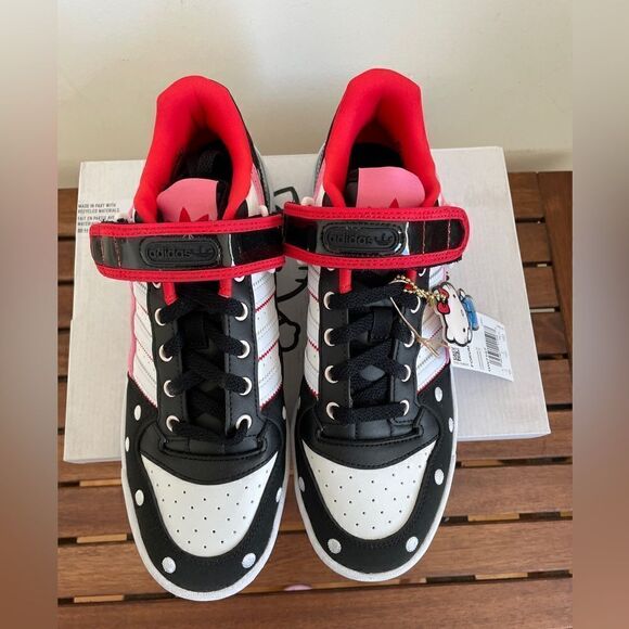 Adidas Forum Low Hello Kitty Polka Dot USA Women Size 8.5/UK 7(GW7167) - Picture 8 of 15
